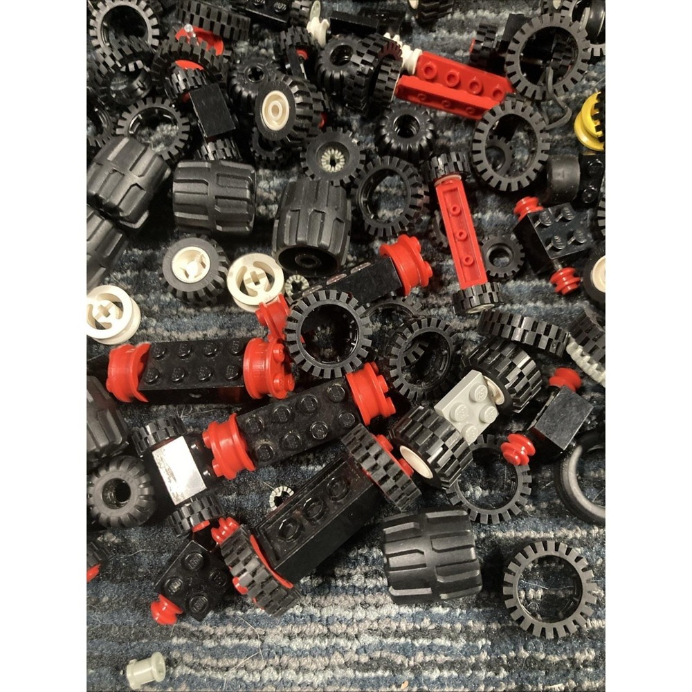 Lot Of 10 Oz Random Lego Wheels And Axles Black - Picture 7 of 7